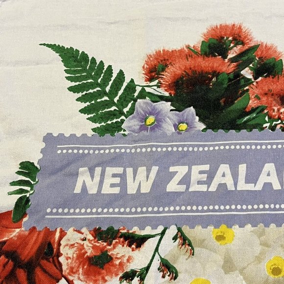Slice Of Heaven New Zealand Souvenir Hand Towel Native Flowers - Picture 3 of 16